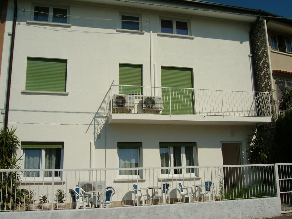 Appartamenti Condominio Daniele กราโด ห้อง รูปภาพ